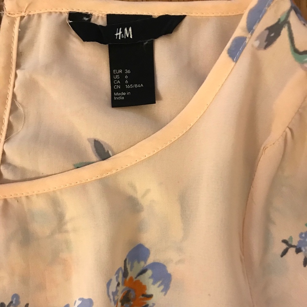 H&M Patterned Dress - Picture 2 of 4